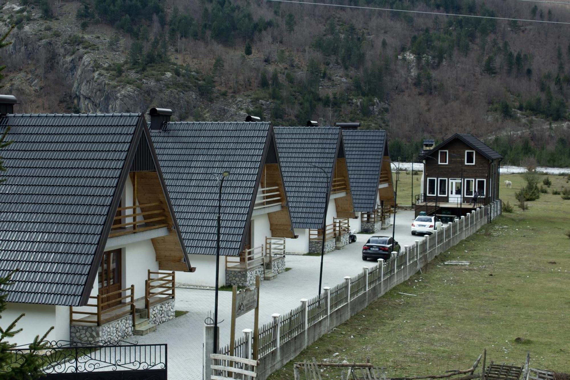 Апарт отель Bujtinat E Lugines Валбона Экстерьер фото
